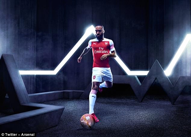 Arsenal Luncurkan Kostum Anyar Terbaru Buatan Puma